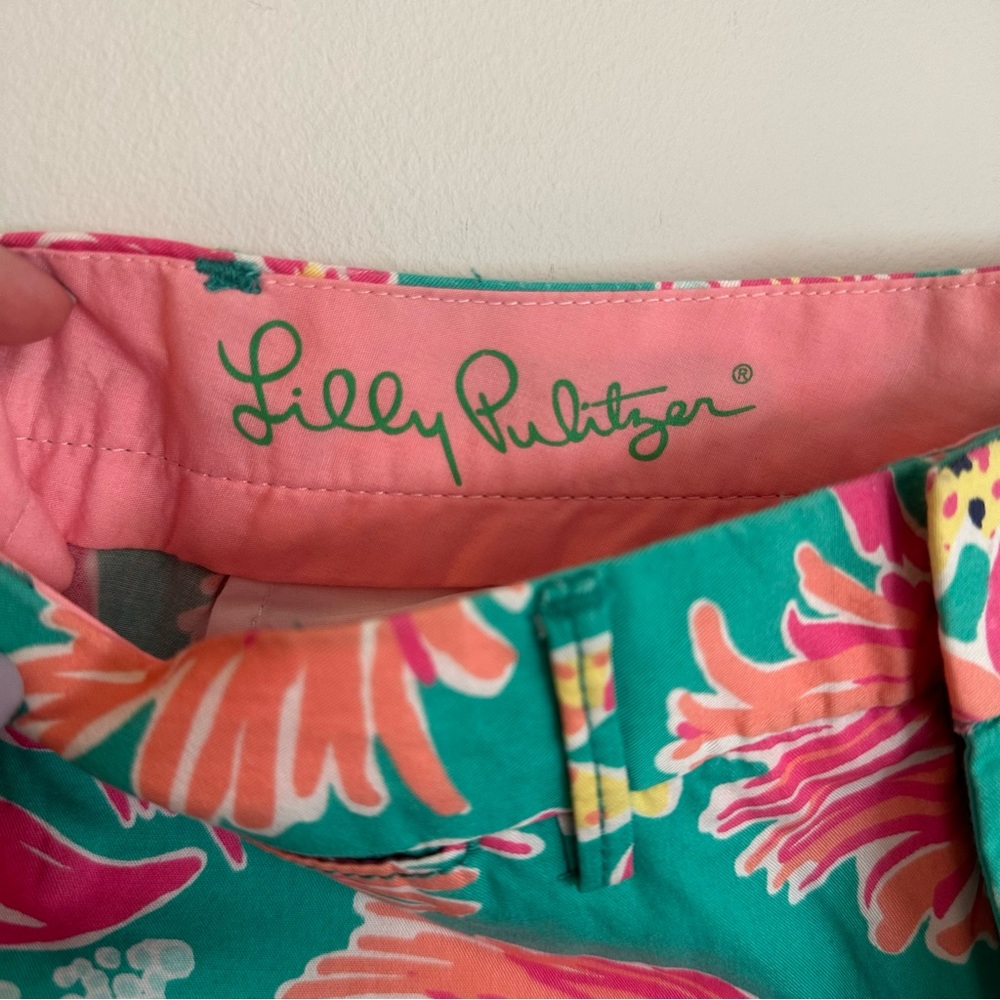 Lilly Pulitzer Womens Size 2 Lagoon Green Avenue Bermuda Shorts Seaside Pattern - Picture 4 of 16